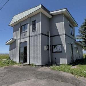 House in Nishi, Higashikawa