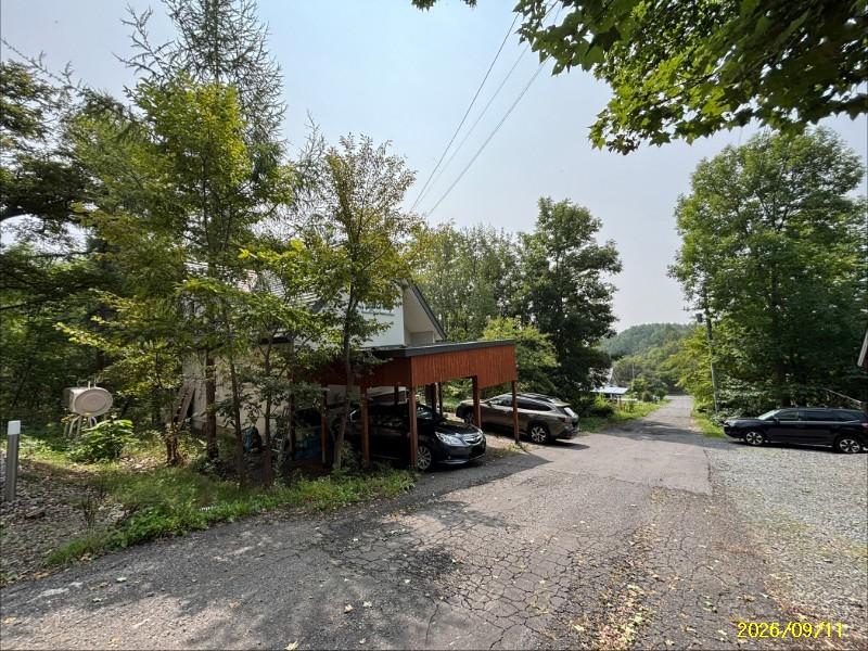 House in Nishi, Higashikawa – photo 16 of 29 – Higashikawa, Daisetsuzan Foothills, Hokkaido, Japan