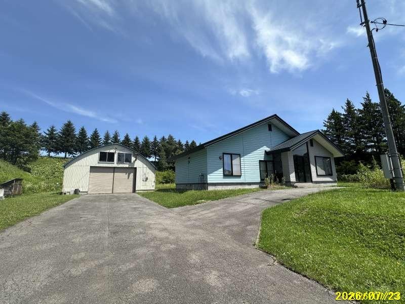 House in Nishi 5 Senkita, Kamifurano – photo 3 of 20 – Kamifurano, Furano Basin, Hokkaido, Japan