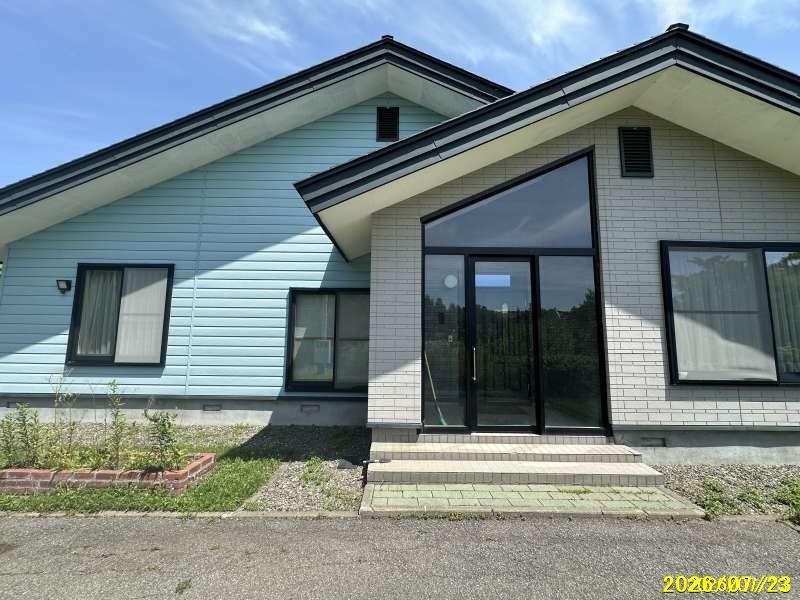 House in Nishi 5 Senkita, Kamifurano – photo 4 of 20 – Kamifurano, Furano Basin, Hokkaido, Japan