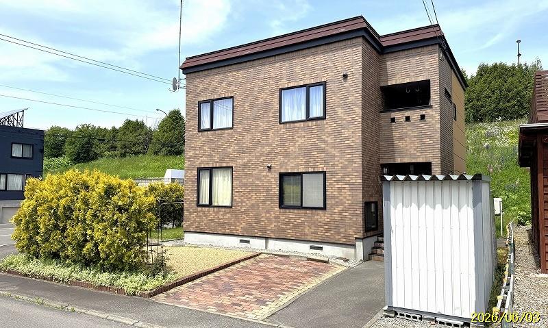 House in Nishigoryō, Asahikawa – Asahikawa, Asahikawa, Hokkaido, Japan