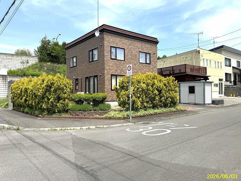 House in Nishigoryō, Asahikawa – photo 4 of 30 – Asahikawa, Asahikawa, Hokkaido, Japan