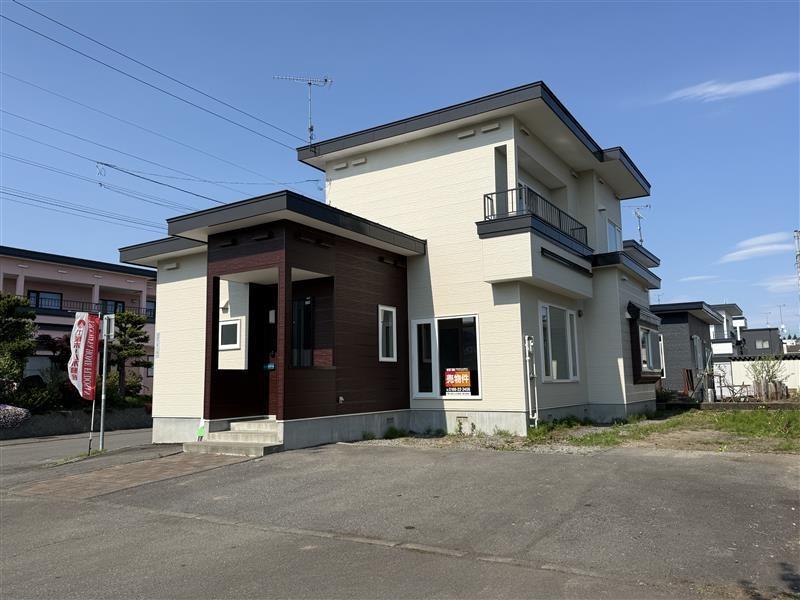 House in Nishigoryō, Asahikawa – Asahikawa, Asahikawa, Hokkaido, Japan