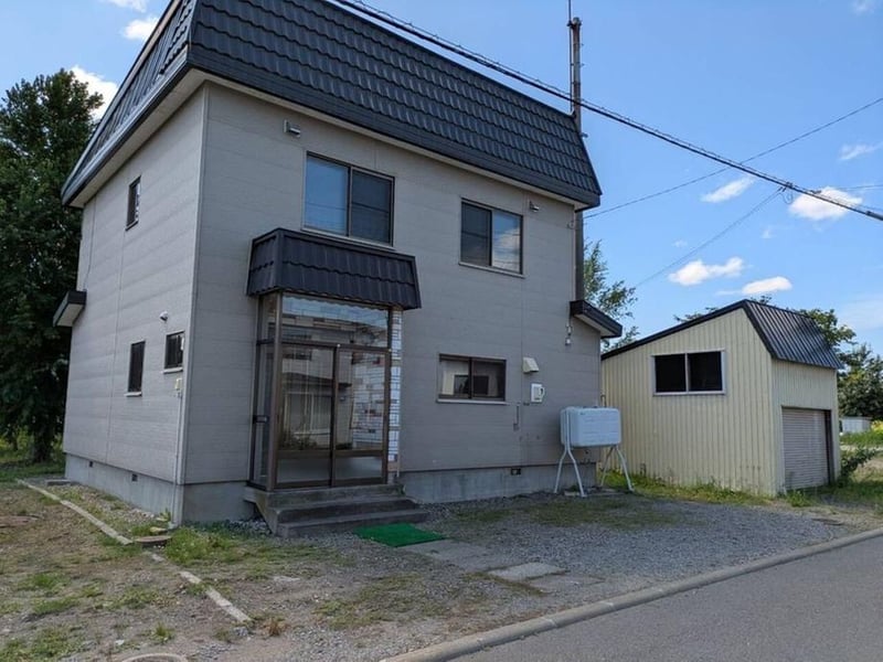 House in Nishikimachi, Fukagawa – photo 4 of 21 – Fukagawa, Asahikawa, Hokkaido, Japan