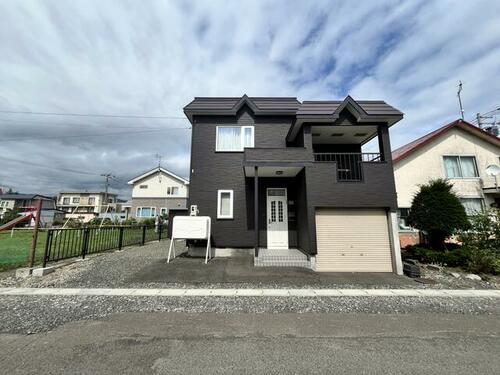 House in Nishikimachi, Furano – Furano, Furano Basin, Hokkaido, Japan