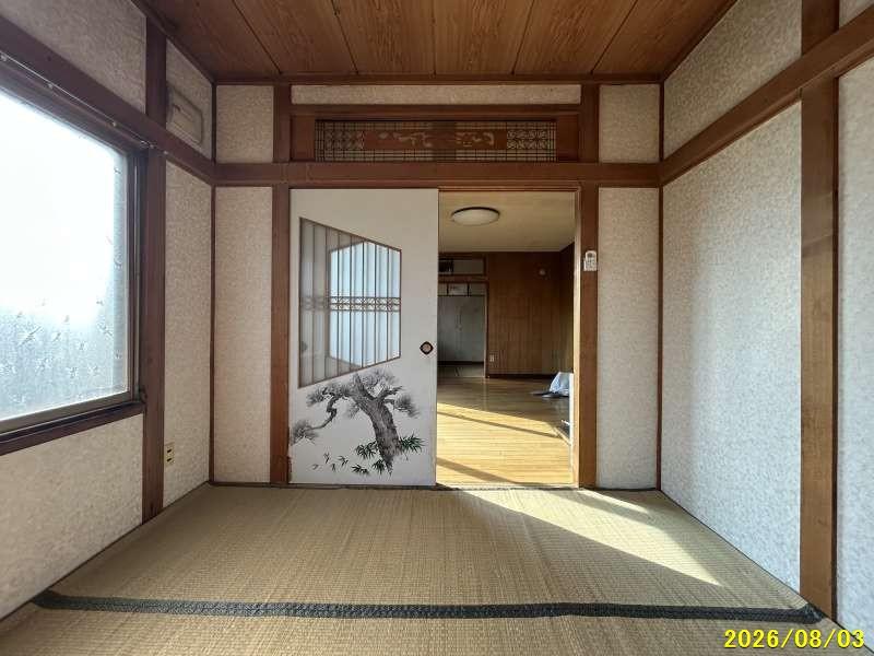 House in Nishimachi, Biei – photo 5 of 26 – Biei, Daisetsuzan Foothills, Hokkaido, Japan