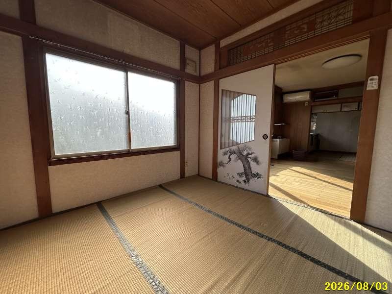 House in Nishimachi, Biei – photo 6 of 26 – Biei, Daisetsuzan Foothills, Hokkaido, Japan