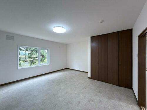 House in Okamachi, Nakafurano – photo 2 of 16 – Nakafurano, Furano Basin, Hokkaido, Japan