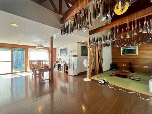 House in Okamachi, Nakafurano – photo 7 of 13 – Nakafurano, Furano Basin, Hokkaido, Japan