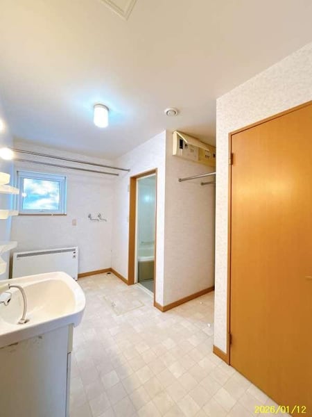House in Otoechō, Fukagawa – photo 15 of 29 – Fukagawa, Asahikawa, Hokkaido, Japan