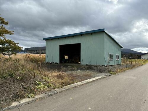 House in Rokugo Shigaichi, Furano – photo 3 of 17 – Furano, Furano Basin, Hokkaido, Japan