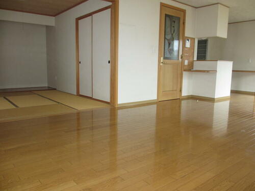 House in Rokugo Shigaichi, Furano – photo 7 of 17 – Furano, Furano Basin, Hokkaido, Japan