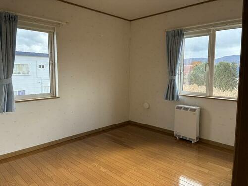 House in Rokugo Shigaichi, Furano – photo 11 of 17 – Furano, Furano Basin, Hokkaido, Japan