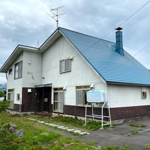 House in Saiwaichō, Biei