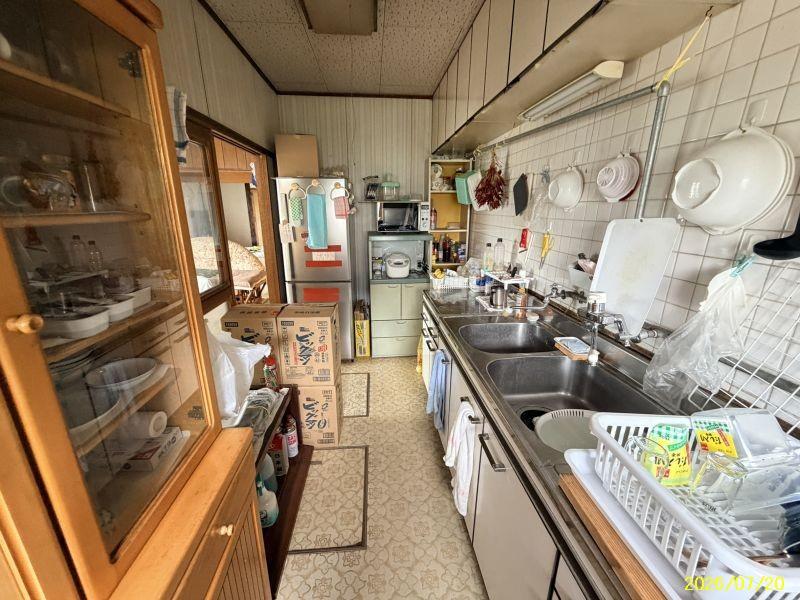 House in Saiwaichō, Biei – photo 6 of 32 – Biei, Daisetsuzan Foothills, Hokkaido, Japan