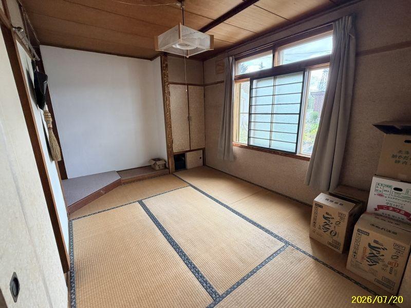 House in Saiwaichō, Biei – photo 12 of 32 – Biei, Daisetsuzan Foothills, Hokkaido, Japan
