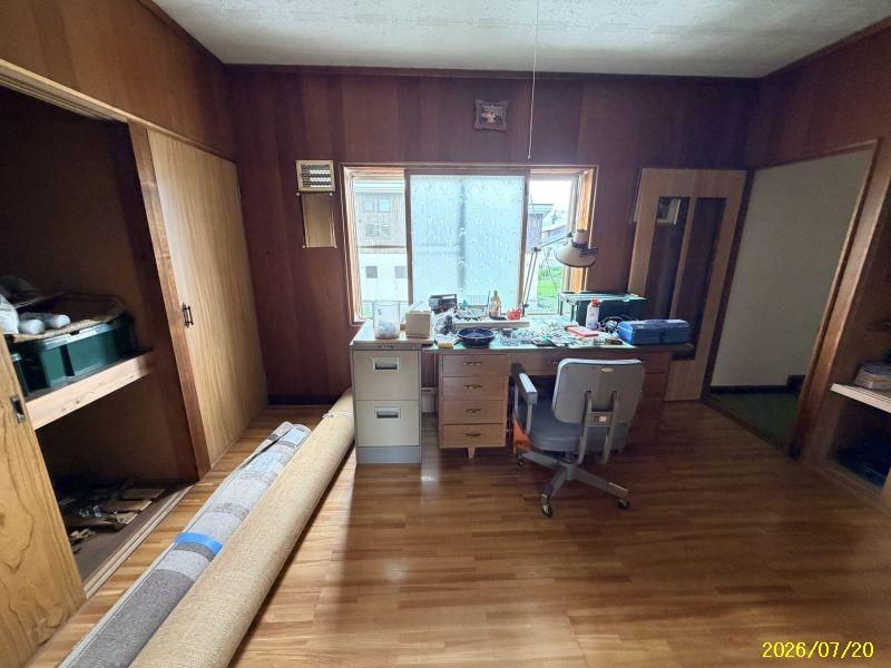House in Saiwaichō, Biei – photo 18 of 32 – Biei, Daisetsuzan Foothills, Hokkaido, Japan