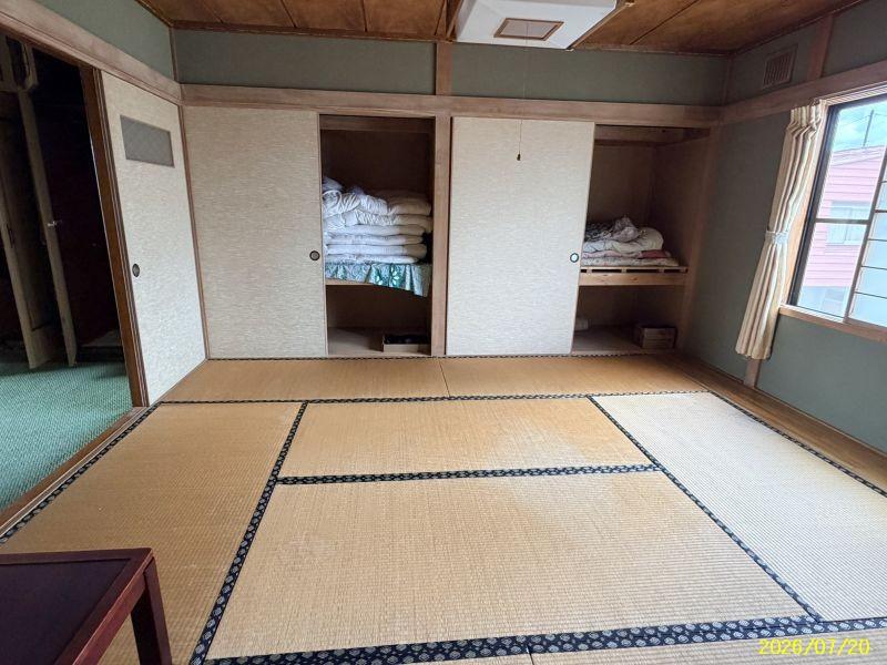 House in Saiwaichō, Biei – photo 21 of 32 – Biei, Daisetsuzan Foothills, Hokkaido, Japan