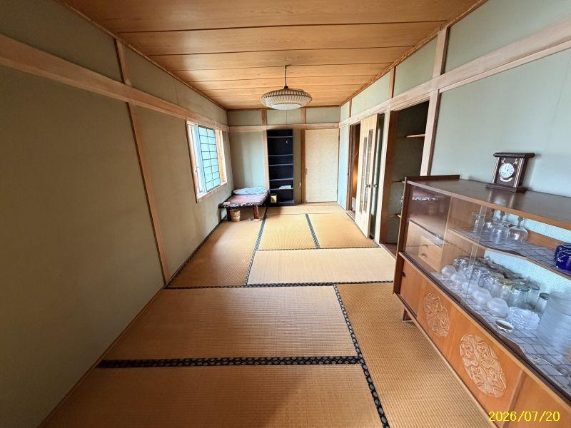 House in Saiwaichō, Biei – photo 27 of 32 – Biei, Daisetsuzan Foothills, Hokkaido, Japan