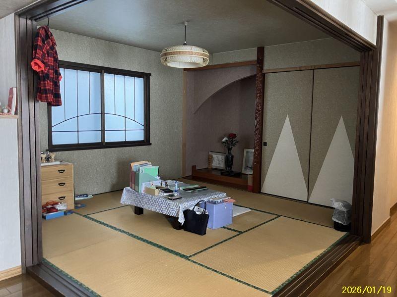 House in Sakaemachi, Biei – photo 15 of 26 – Biei, Daisetsuzan Foothills, Hokkaido, Japan
