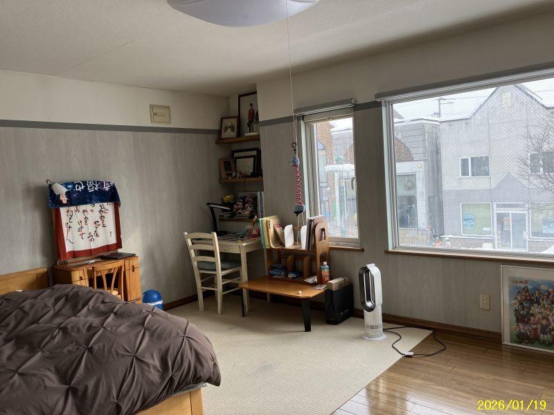 House in Sakaemachi, Biei – photo 19 of 26 – Biei, Daisetsuzan Foothills, Hokkaido, Japan