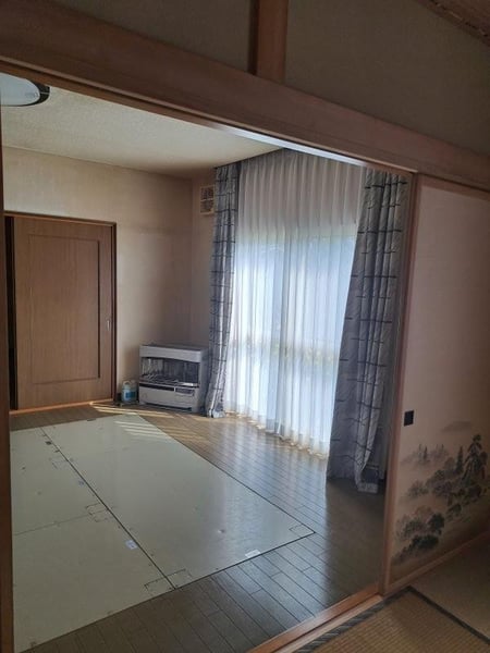 House in Sakaemachi, Kamikawa – photo 7 of 24 – Kamikawa, Daisetsuzan Foothills, Hokkaido, Japan