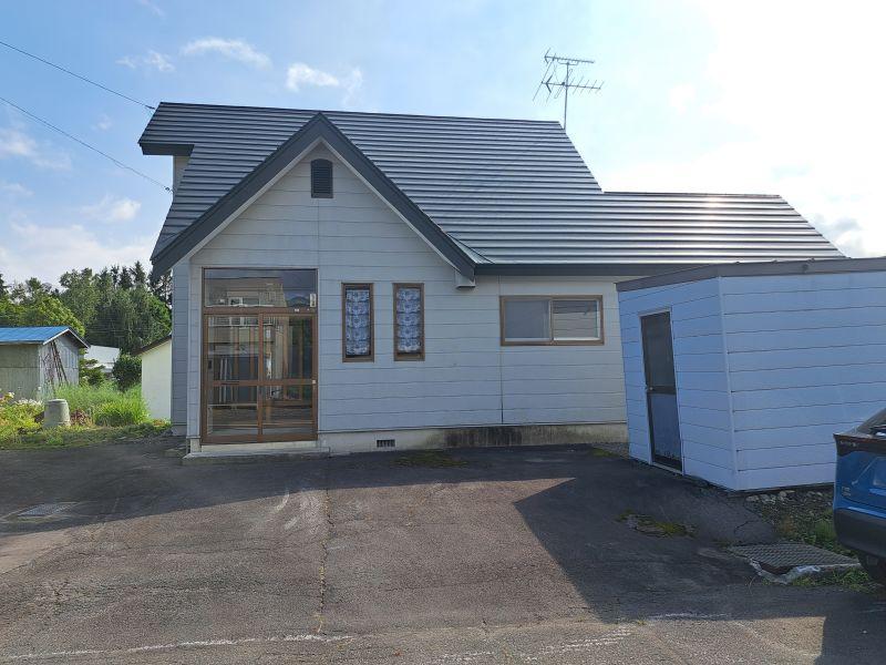 House in Sakaemachi, Kamikawa – photo 20 of 24 – Kamikawa, Daisetsuzan Foothills, Hokkaido, Japan