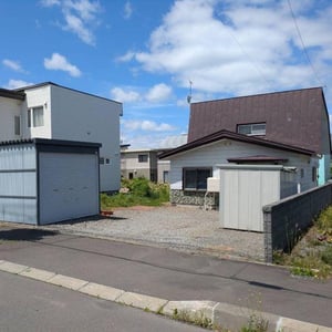 House in Shunkōdai, Asahikawa