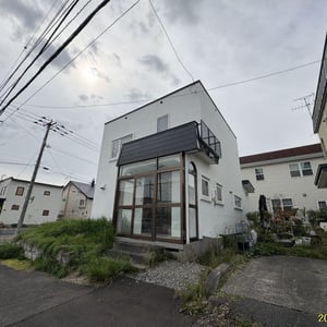 House in Suehiro, Asahikawa