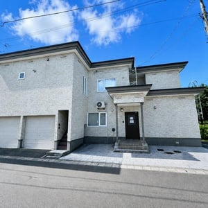 House in Suehiro, Asahikawa