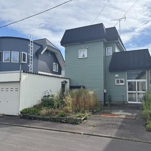 House in Suehiro, Asahikawa