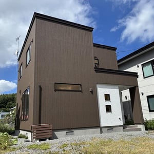 House in Suehiro, Asahikawa