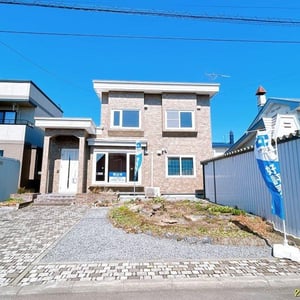 House in Suehiro Higashi, Asahikawa