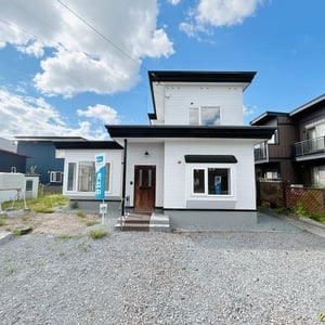 House in Suehiro Higashi, Asahikawa