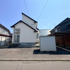 House in Toyooka, Asahikawa