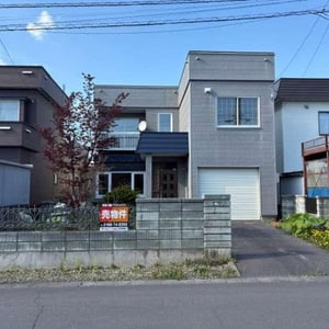 House in Toyooka, Asahikawa