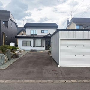 House in Toyooka, Asahikawa