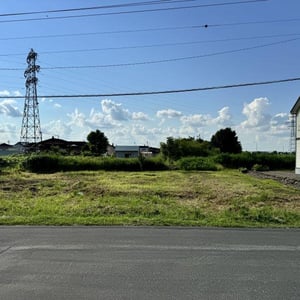 Land in 5 Johigashi, Toma