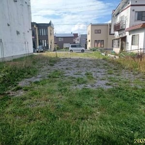 Land in Asahimachi, Asahikawa