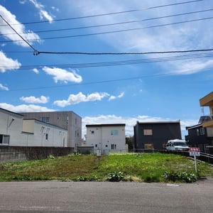 Land in Asahimachi, Asahikawa