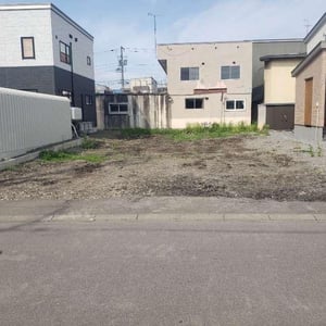 Land in Asahimachi, Asahikawa