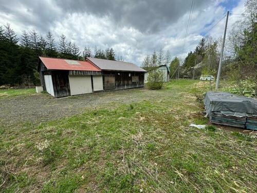 Land in Biei – Biei, Daisetsuzan Foothills, Hokkaido, Japan