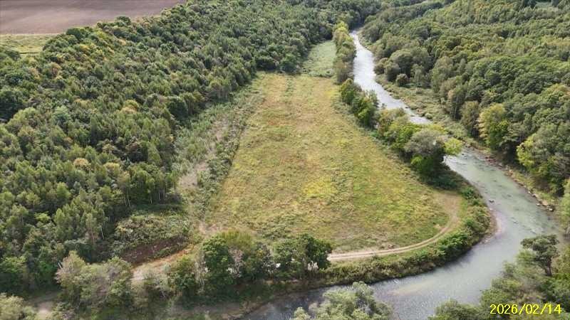 Land in Goryo, Biei – photo 10 of 15 – Biei, Daisetsuzan Foothills, Hokkaido, Japan