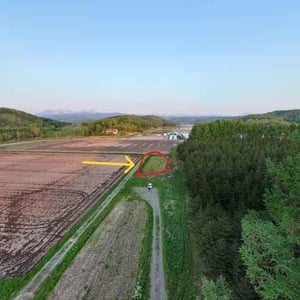 Land in Higashi, Higashikawa