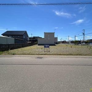 Land in Higashi, Asahikawa