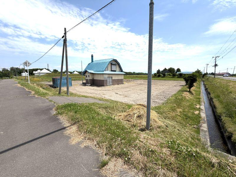 Land in Higashikagura – photo 9 of 14 – Higashikagura, Daisetsuzan Foothills, Hokkaido, Japan