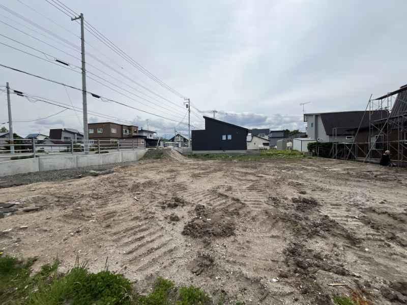 Land in Higashimachi, Kamifurano – photo 3 of 4 – Kamifurano, Furano Basin, Hokkaido, Japan