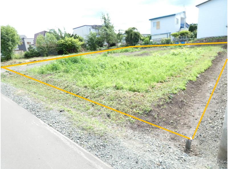 Land in Higashimachi, Kamifurano – photo 2 of 3 – Kamifurano, Furano Basin, Hokkaido, Japan