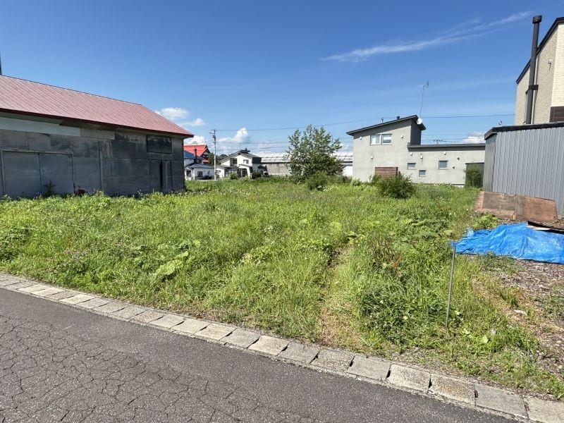 Land in Higashimachi, Higashikawa – photo 8 of 31 – Higashikawa, Daisetsuzan Foothills, Hokkaido, Japan