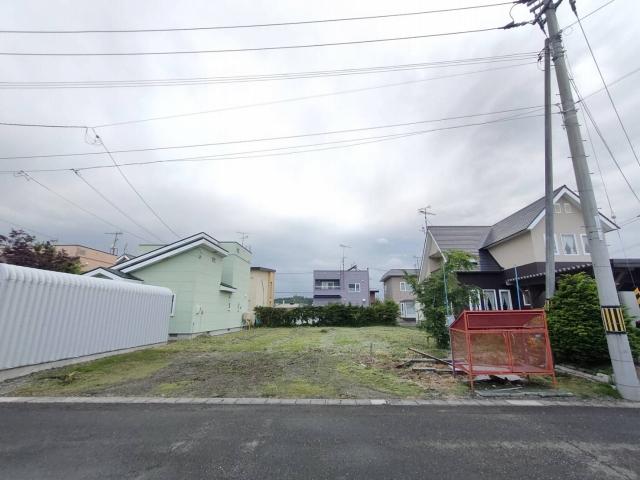 Land in Izumimachi, Kamifurano – Kamifurano, Furano Basin, Hokkaido, Japan